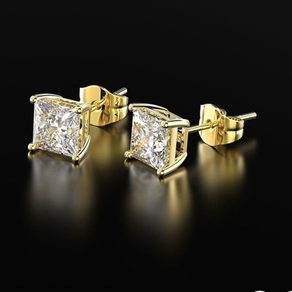 🌴 Renaissance Collection 14k Yellow Gold Plated CZ Stud Earrings - Picture 1 of 2